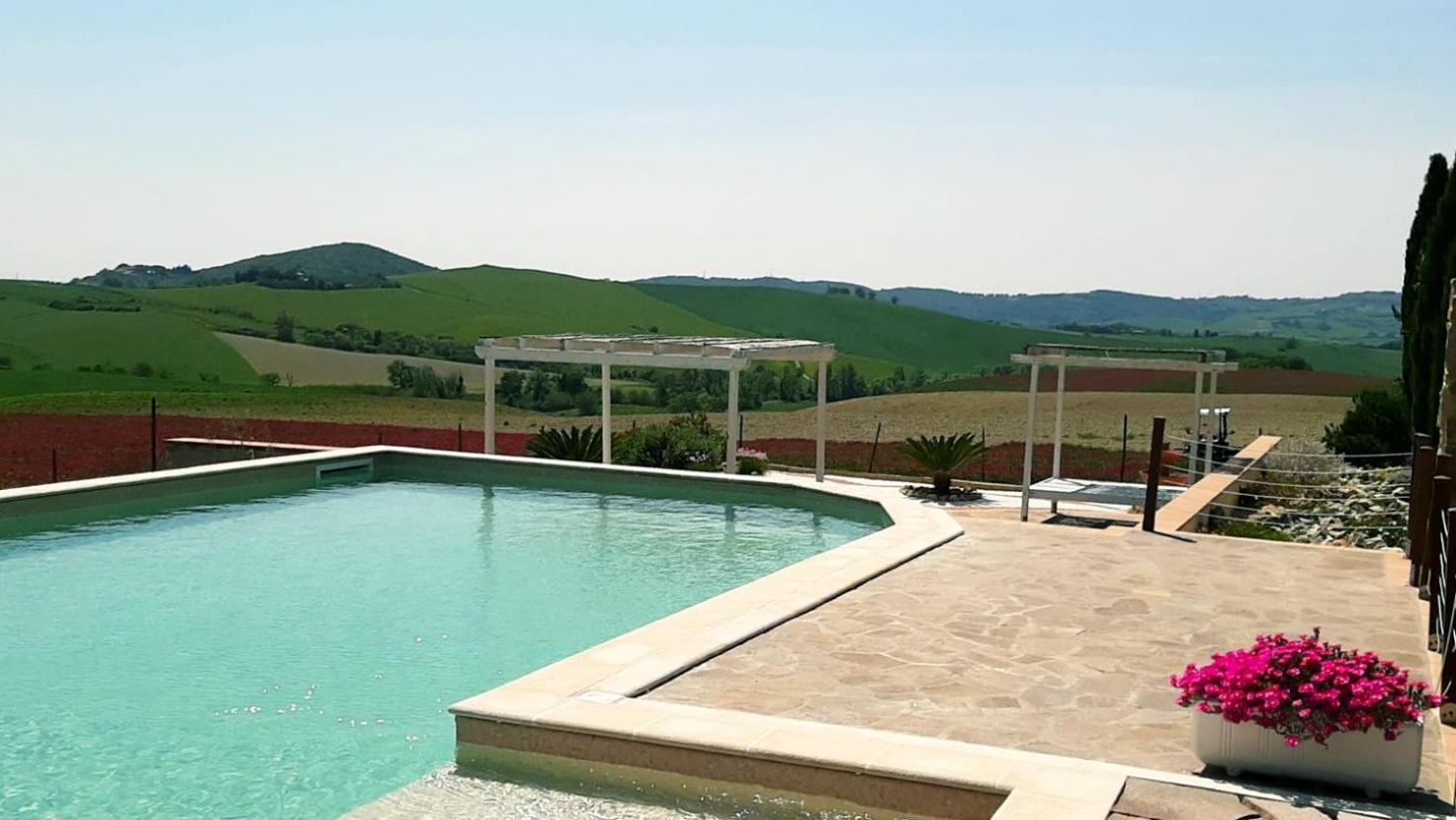 סנטה לוצ'ה Agriturismo L'Impero מראה חיצוני תמונה